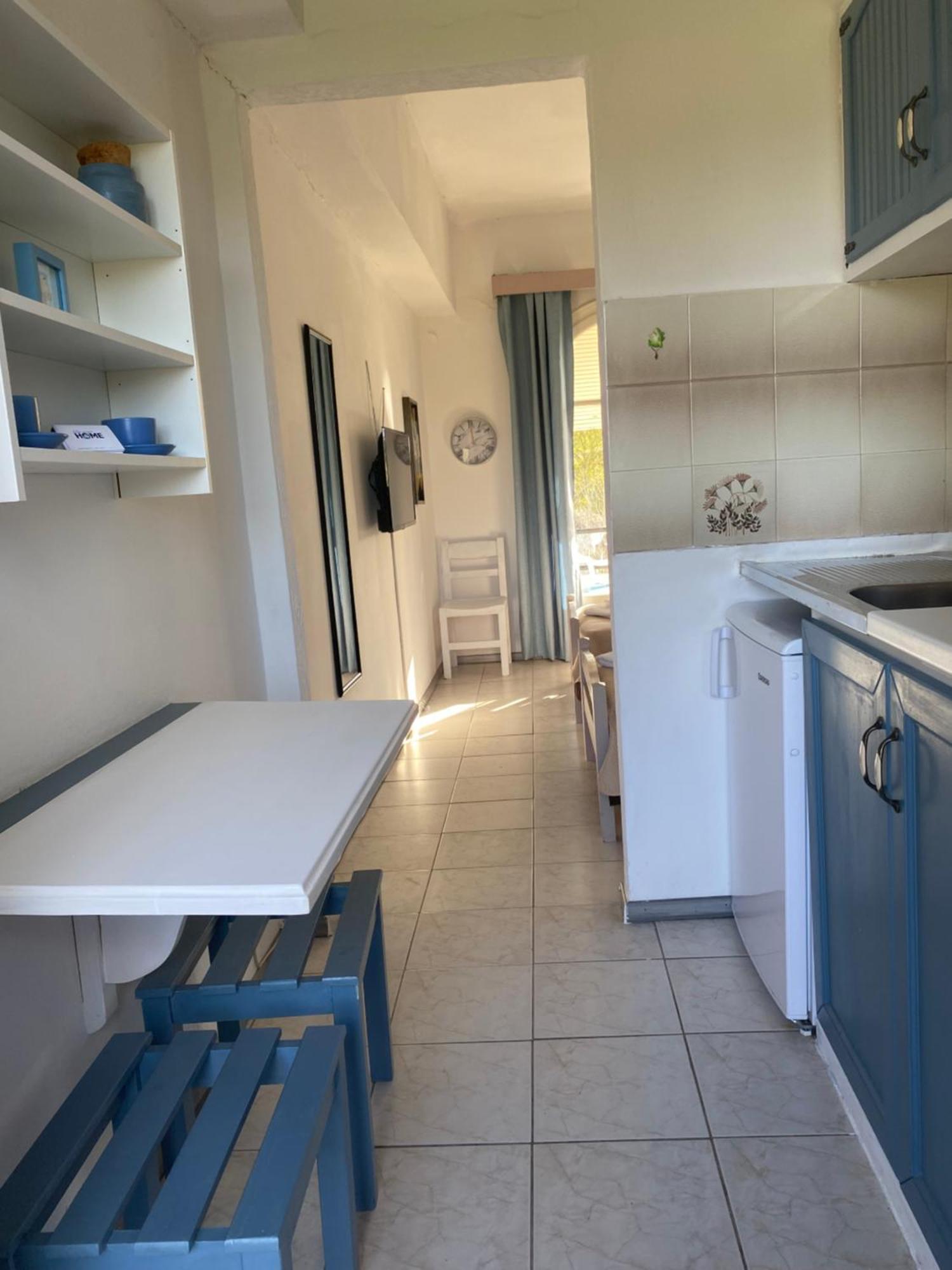 Navy Apartment With Mountain View &Private Parking Vátos Dış mekan fotoğraf