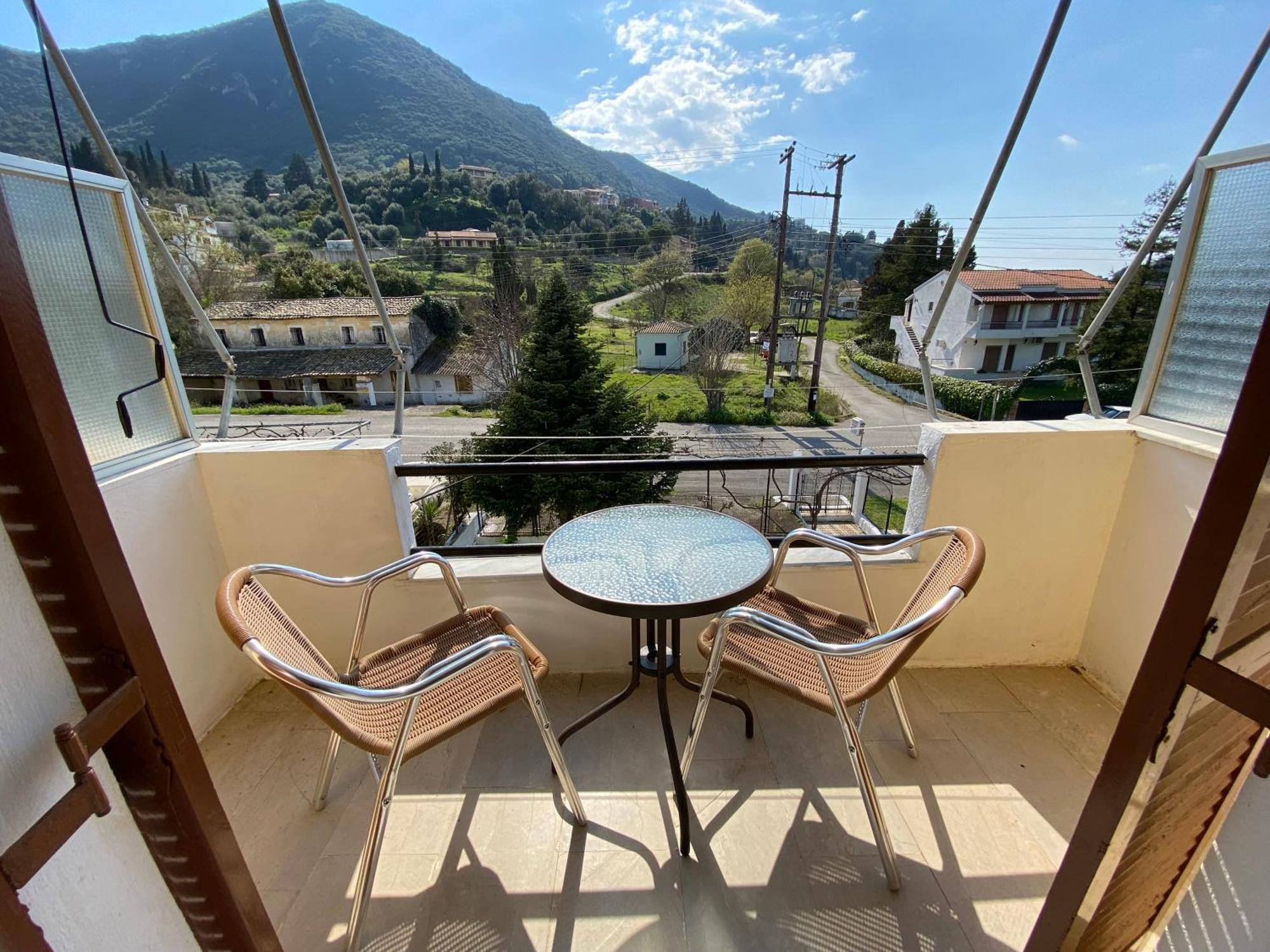 Navy Apartment With Mountain View &Private Parking Vátos Dış mekan fotoğraf